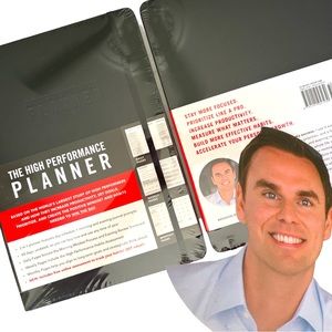 Brendon Burchard’s 
THE HIGH PERFORMANCE PLANNER 
2 AVAILABLE - NEW